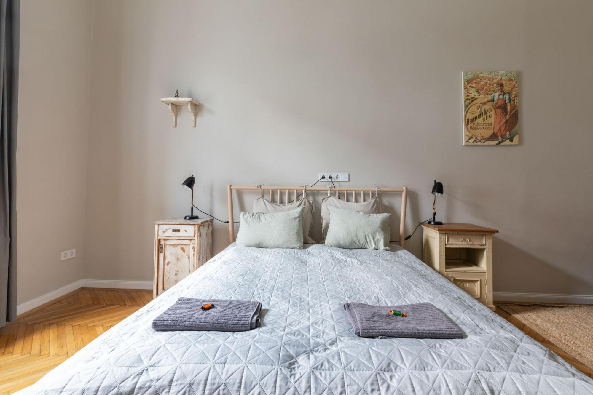 Budapestayz - Weiner Apartments Esterno foto